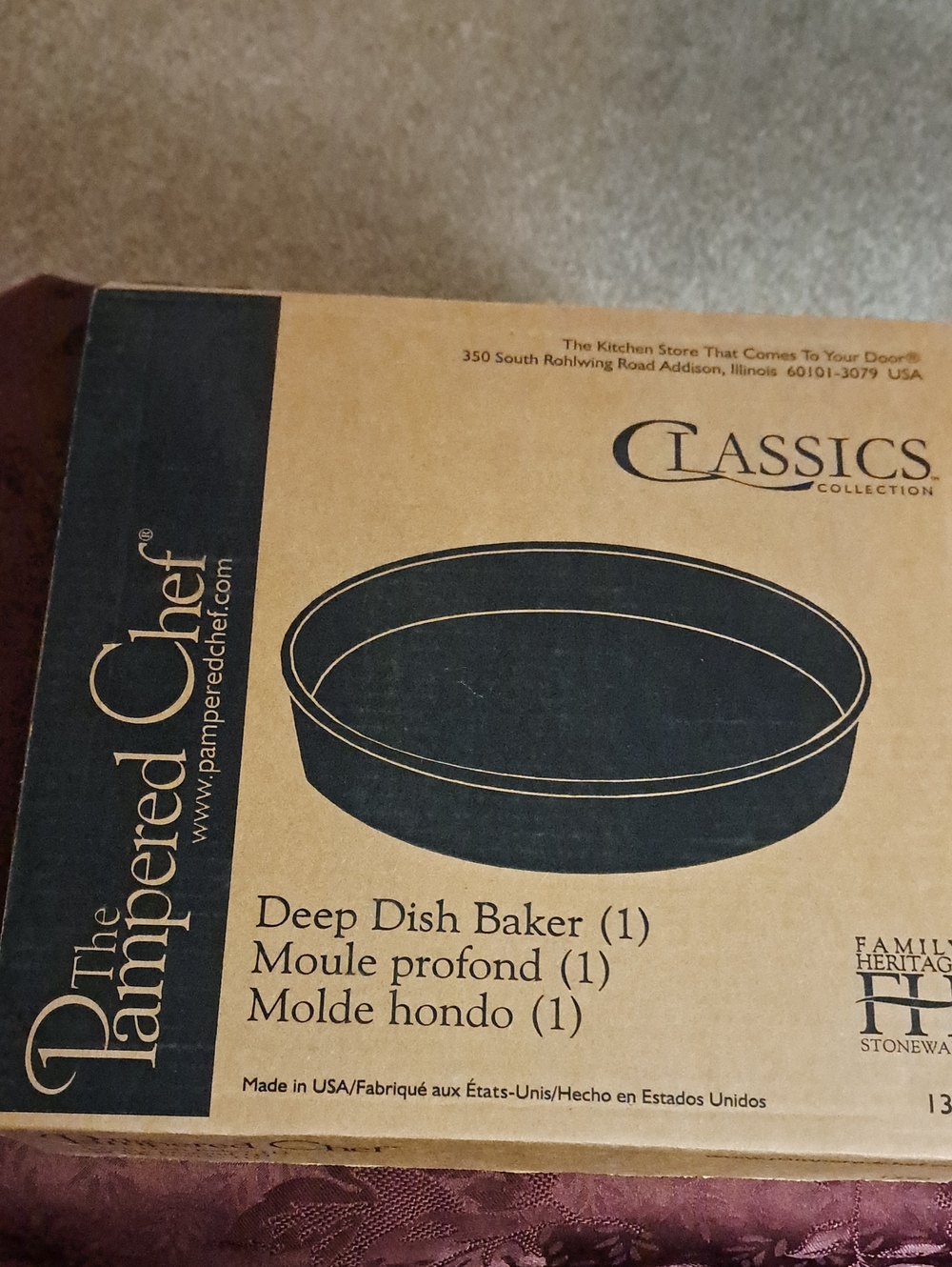 Pampered Chef 11" Deep Dish Baker NWT